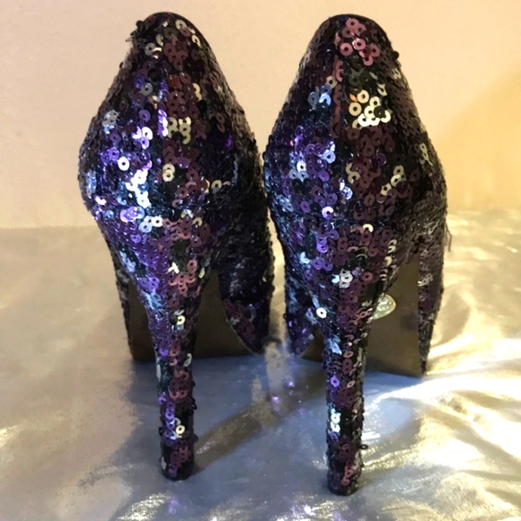 Betsy Johnson Multi Color Shimmer Sequence 7M 5” Heel - Picture 9 of 13